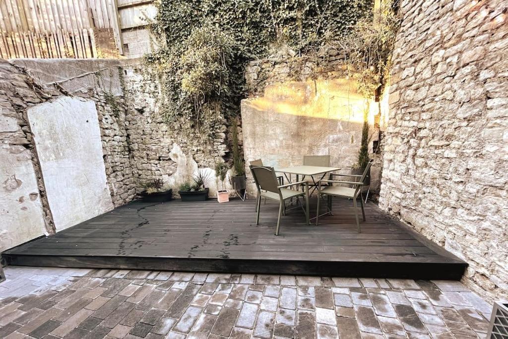 Courtyard Garden, Beautifully Finished Flat - Ba1 Apartment Bath Exterior foto